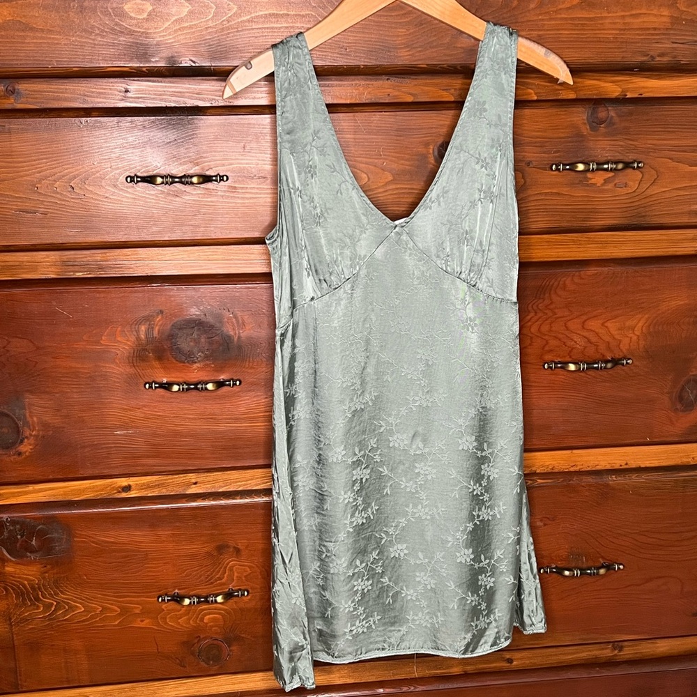 Stradivarius Green Mini Dress Velvet V-Neck